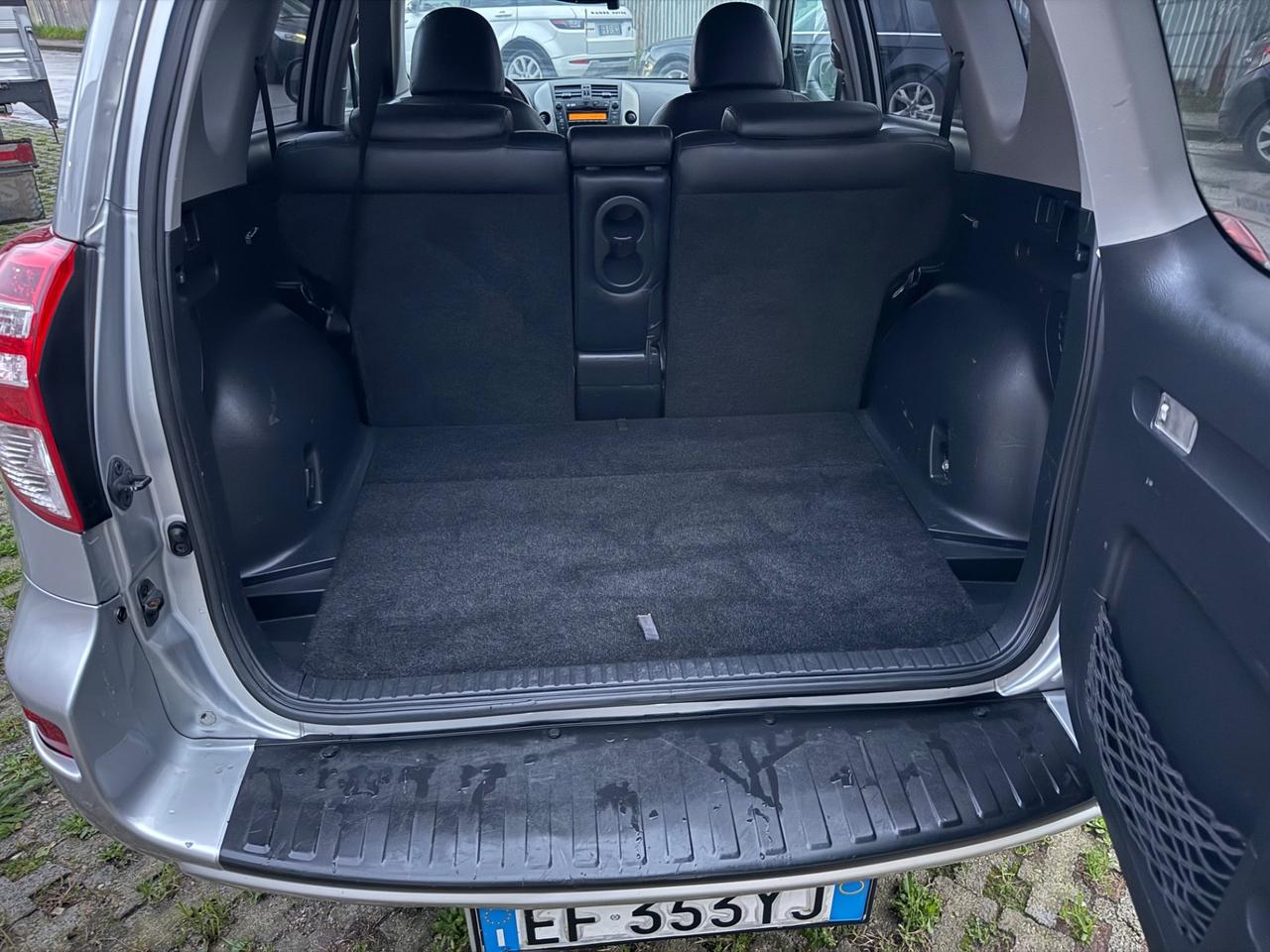 Toyota RAV 4 2.2 D-4D 150 CV DPF Exclusive