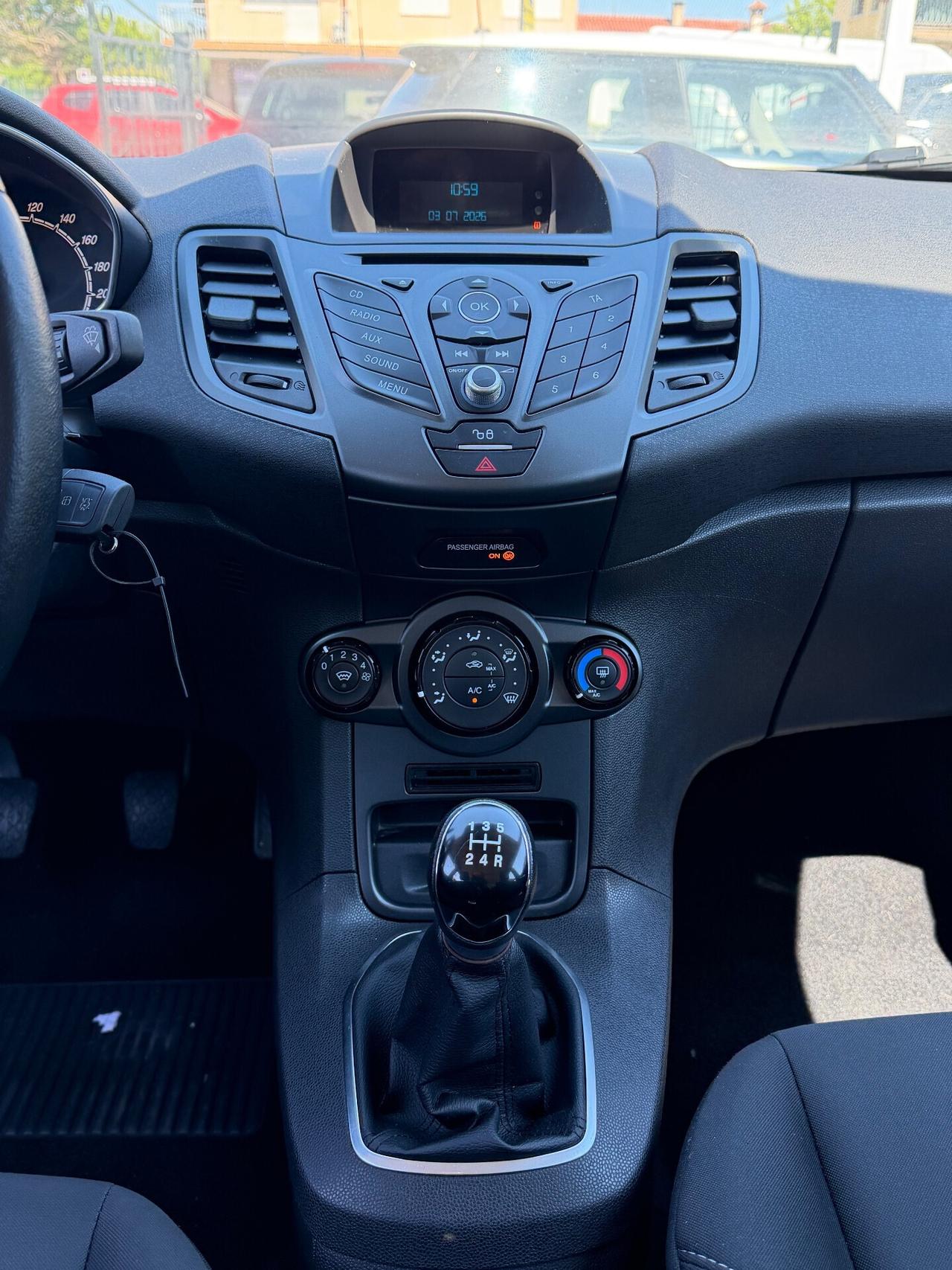 Ford Fiesta 1.0 80CV 5 porte Titanium Neopatentati
