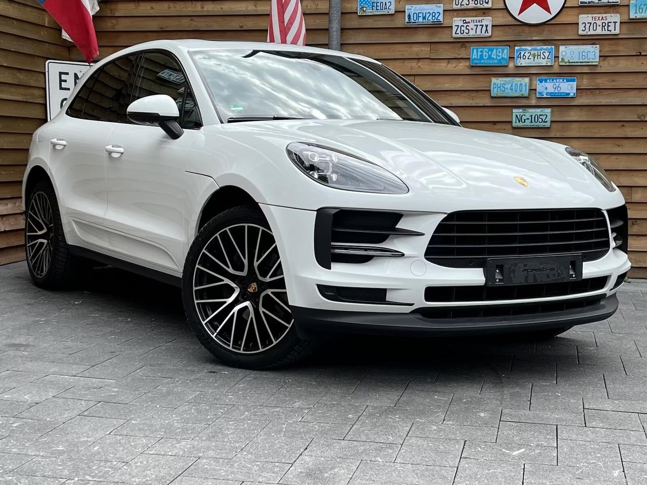 Porsche Macan 2.0 TETTO Navi LED SPORT CHRONO