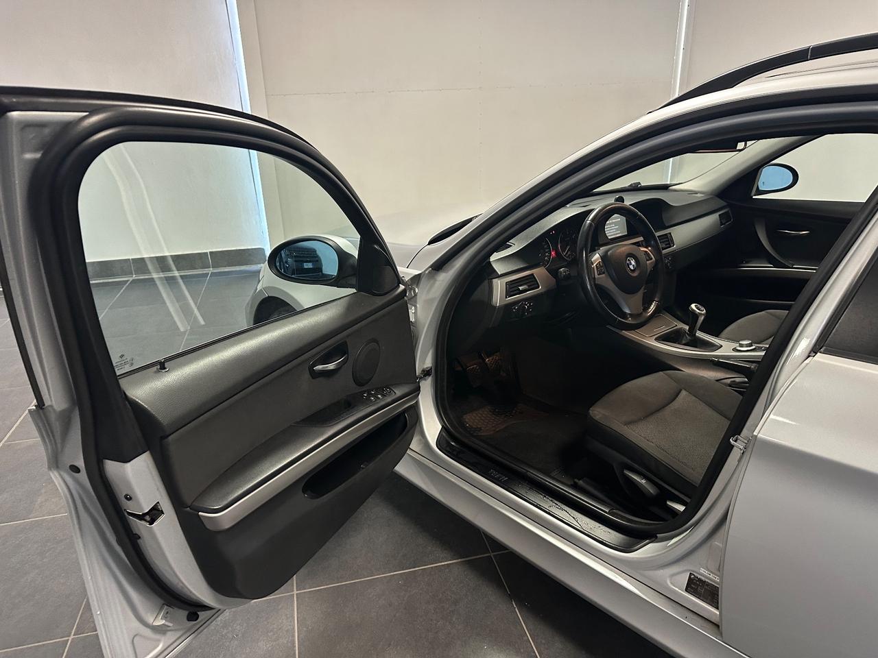 BMW 320D TOURING 163CV TETTO MANUALE