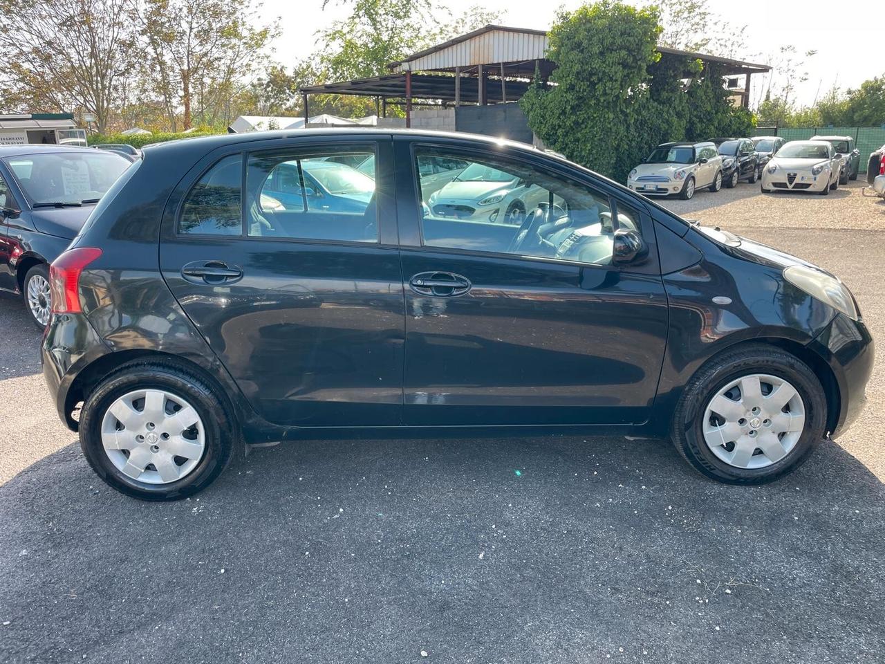 Toyota Yaris 1.3 5 porte