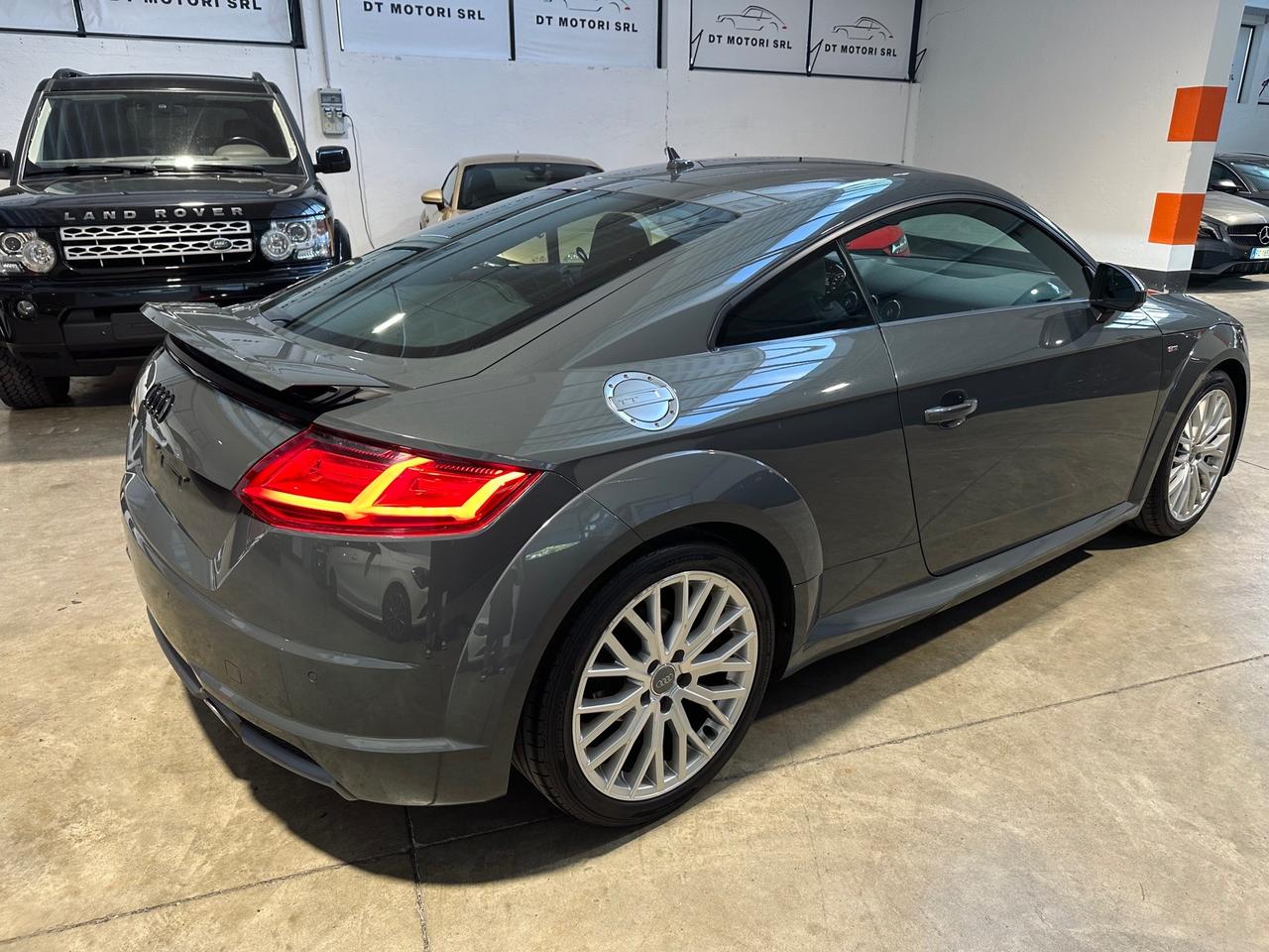 Audi TT Coupé 2.0 TDI S-line interno/esterno SEDILI RISC