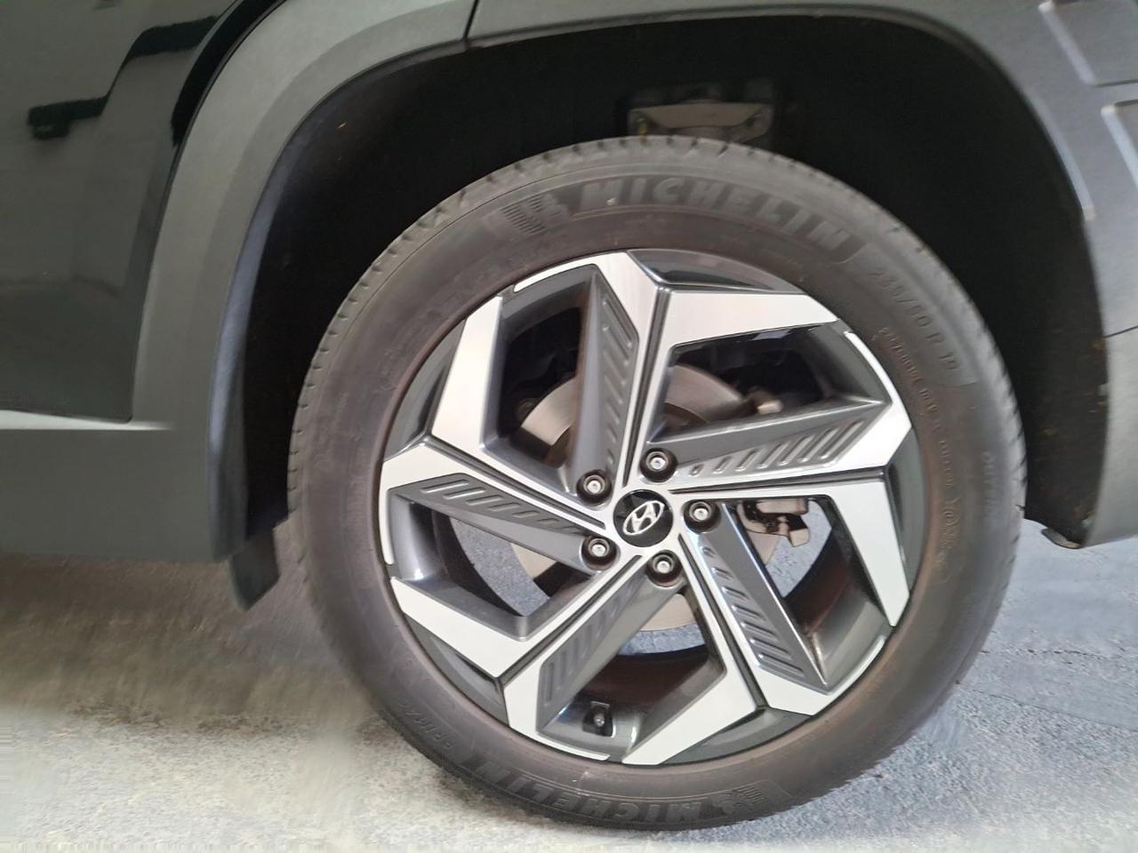 HYUNDAI Tucson 3ª serie Tucson 1.6 HEV aut. Ex...