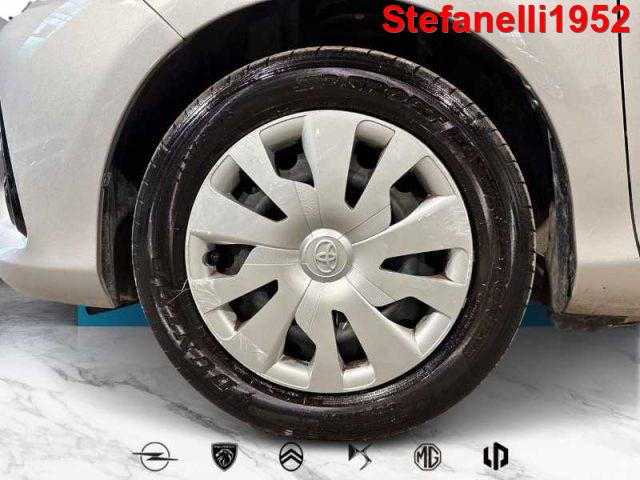 TOYOTA Yaris III 2017 - 5p 1.5h Active my18