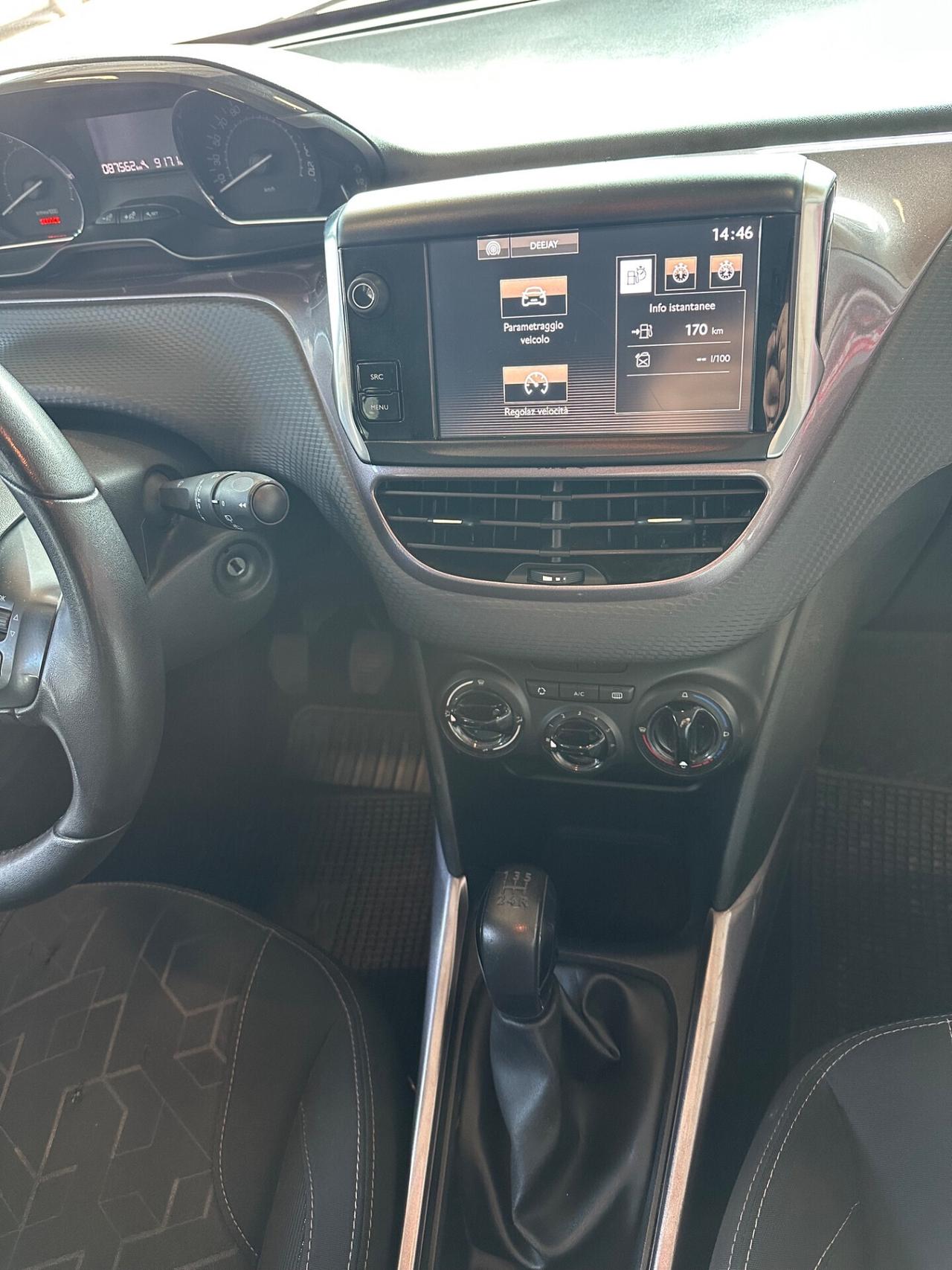 Peugeot 2008 PureTech 82 Allure