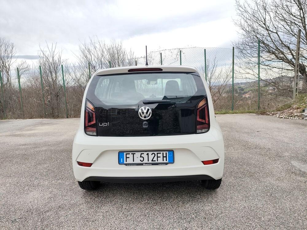 Volkswagen up! 1.0 75 CV 5p. high BlueMotion Technology 27.000 KM Documentati!