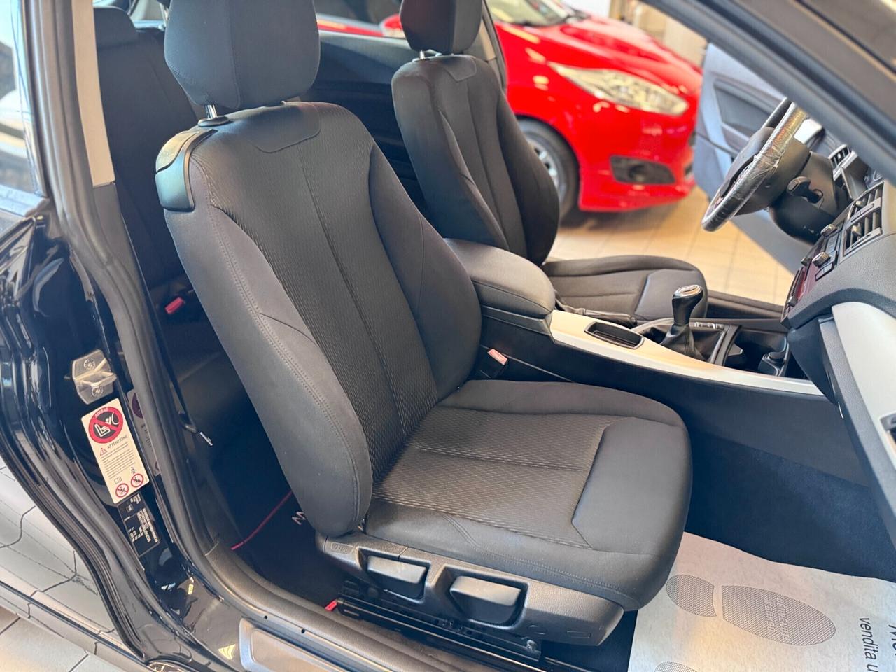 Bmw 114 114d 3p. Unique