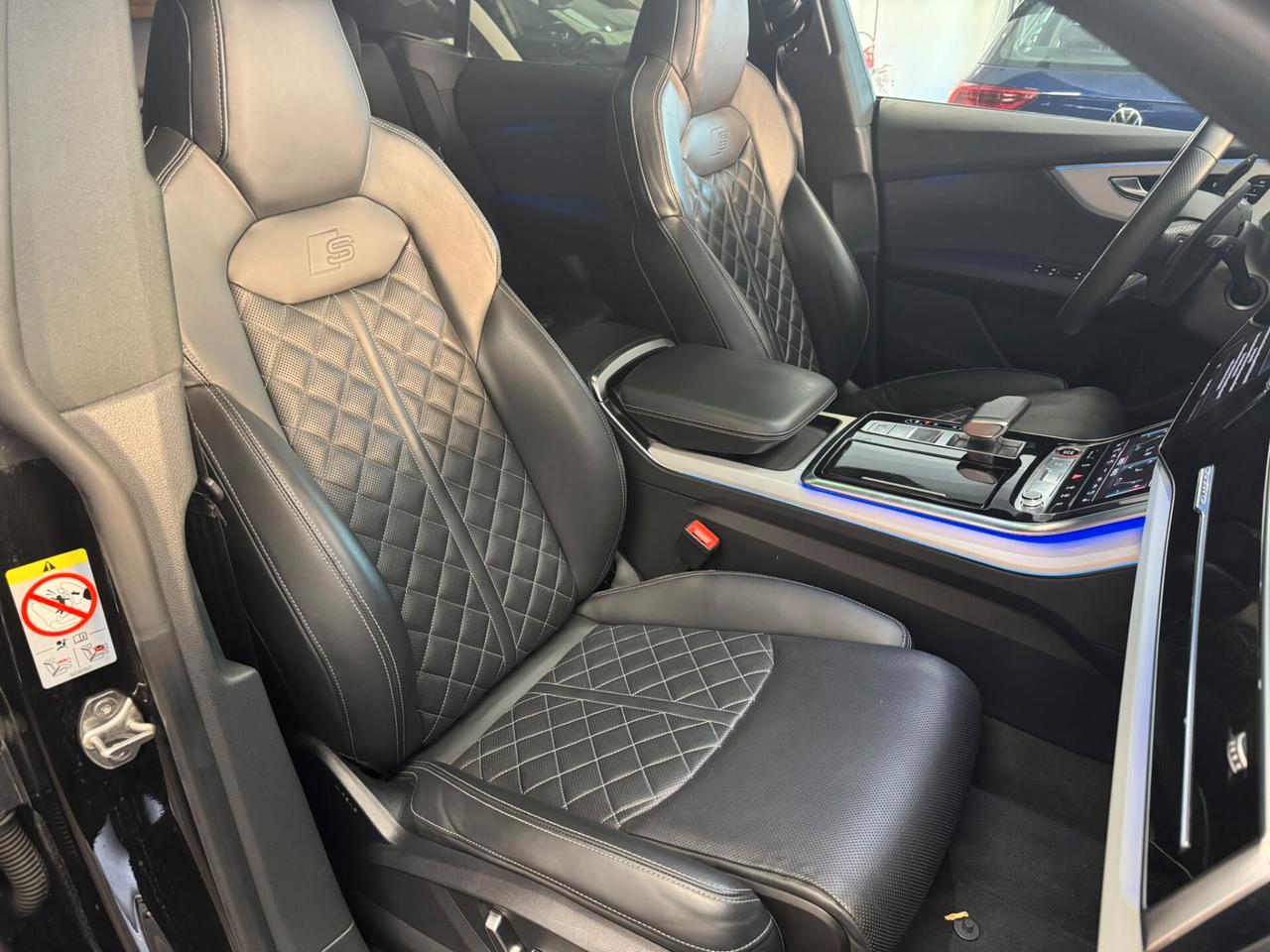 Audi Q8 SQ8 TFSI quattro tiptronic