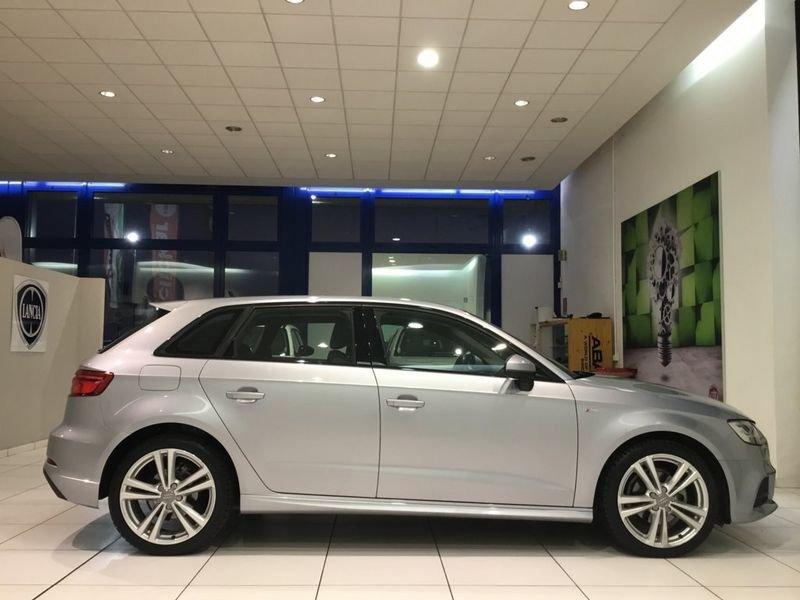 Audi A3 30 TDI Business S-TRONIC