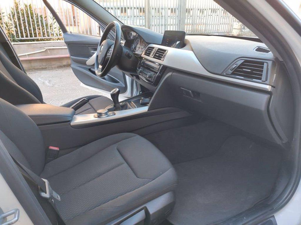 BMW 320d touring business advantage del 2017