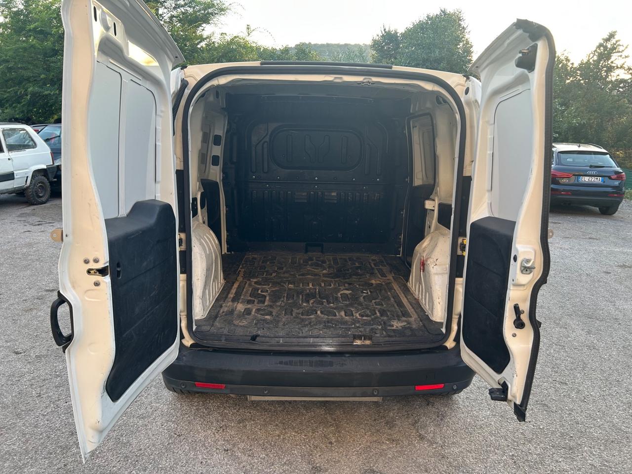 Fiat Doblo 1.4 T-Jet 16V Natural Power