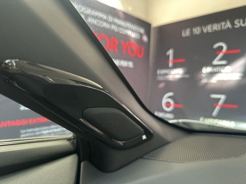 Toyota C-HR C-HR 1.8 Hybrid E-CVT Style