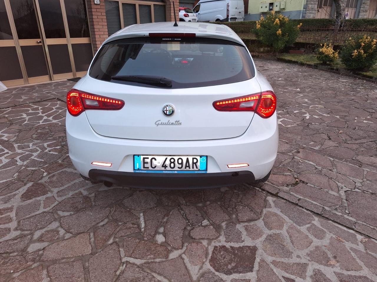 Alfa Romeo Giulietta 1.6 JTDm-2 105 CV Progression