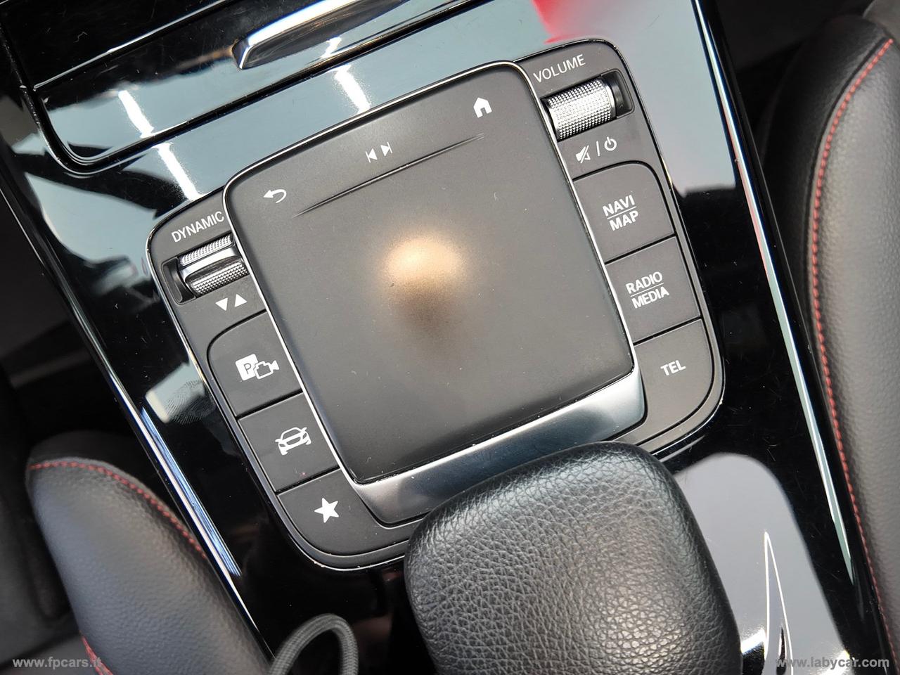 MERCEDES-BENZ A 180 d Automatic Premium AMG TETTO APRIB.