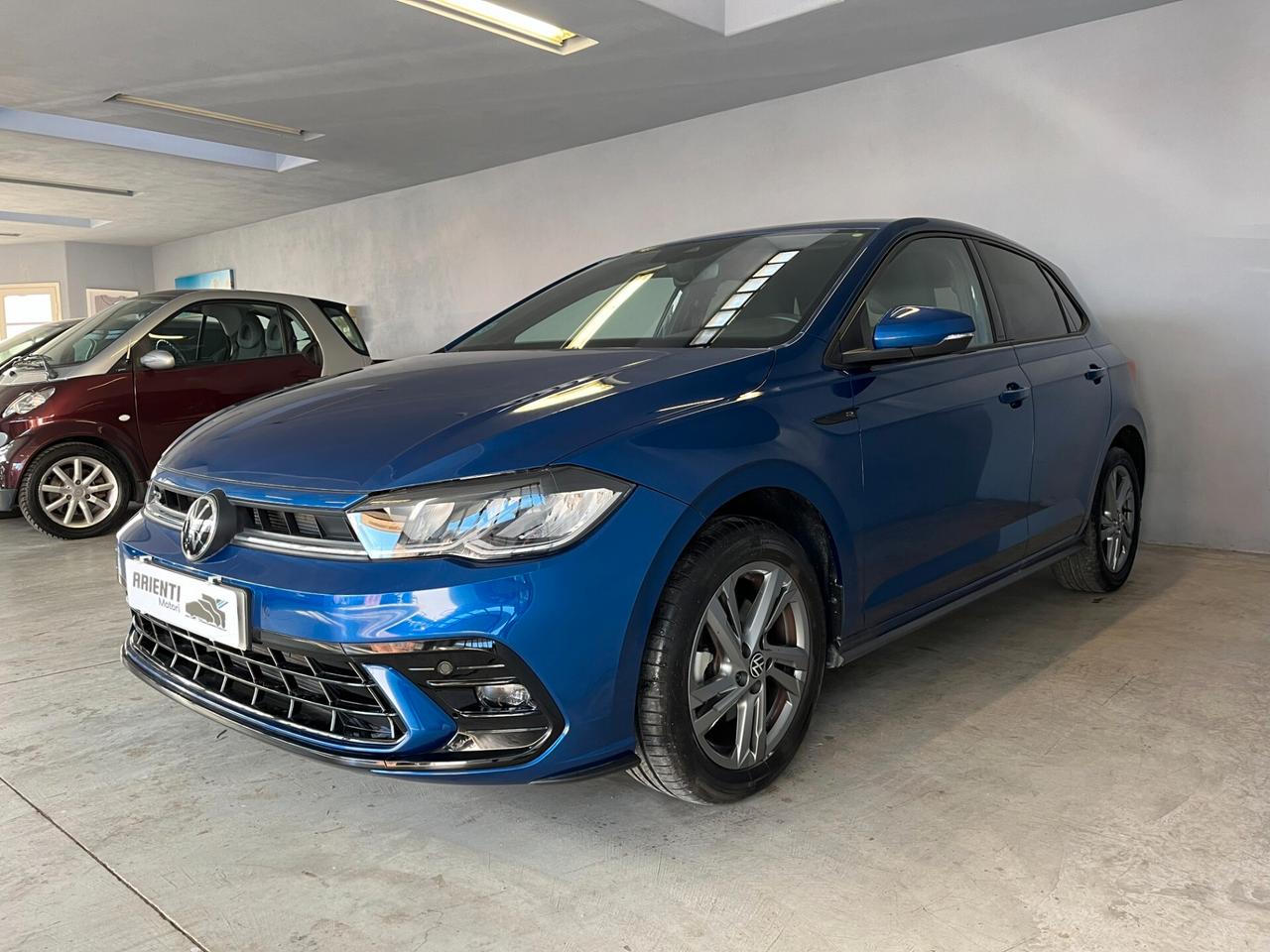 Volkswagen Polo 1.0cc TSI 110cv DSG "R-LINE" SOLO 8.250KM