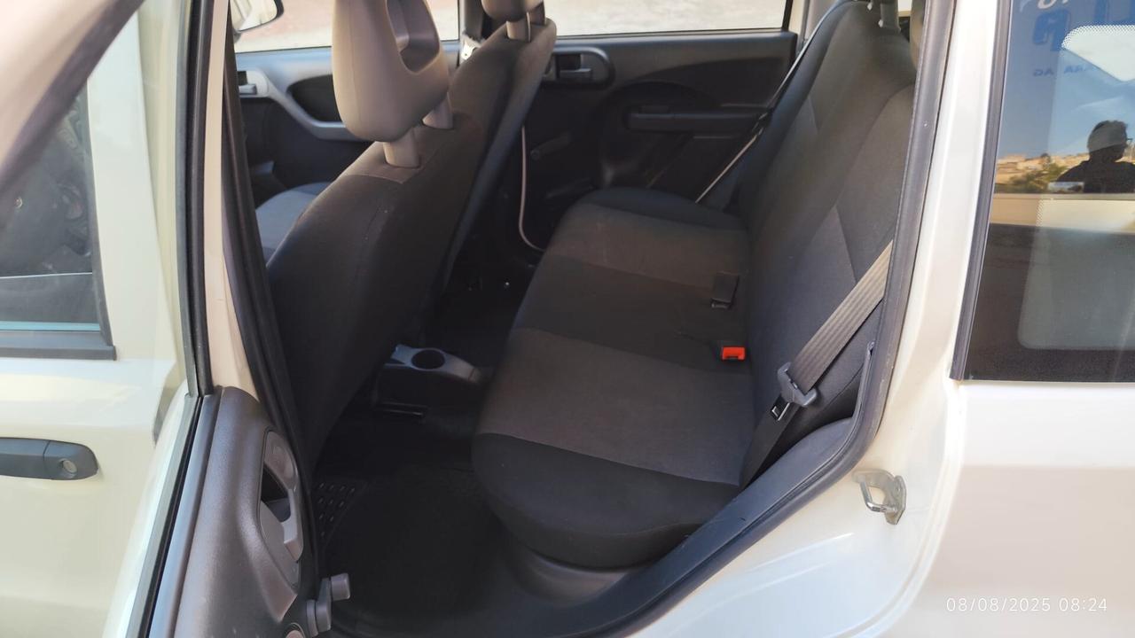 Fiat Panda N1 4 posti