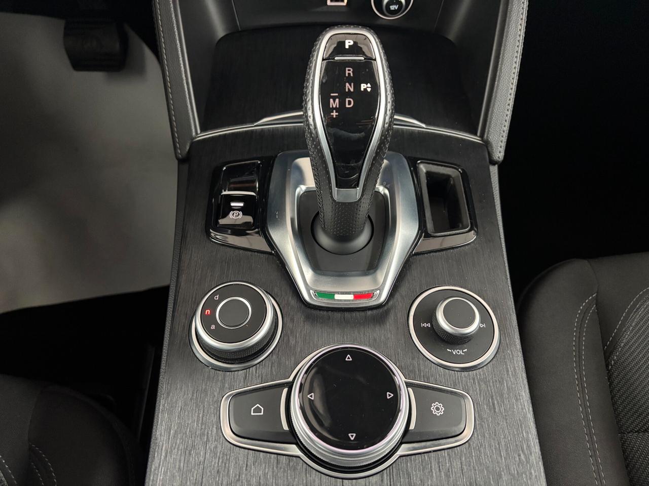 Alfa Romeo Stelvio 2.2 Turbodiesel 190 CV AT8 Q4 Executive