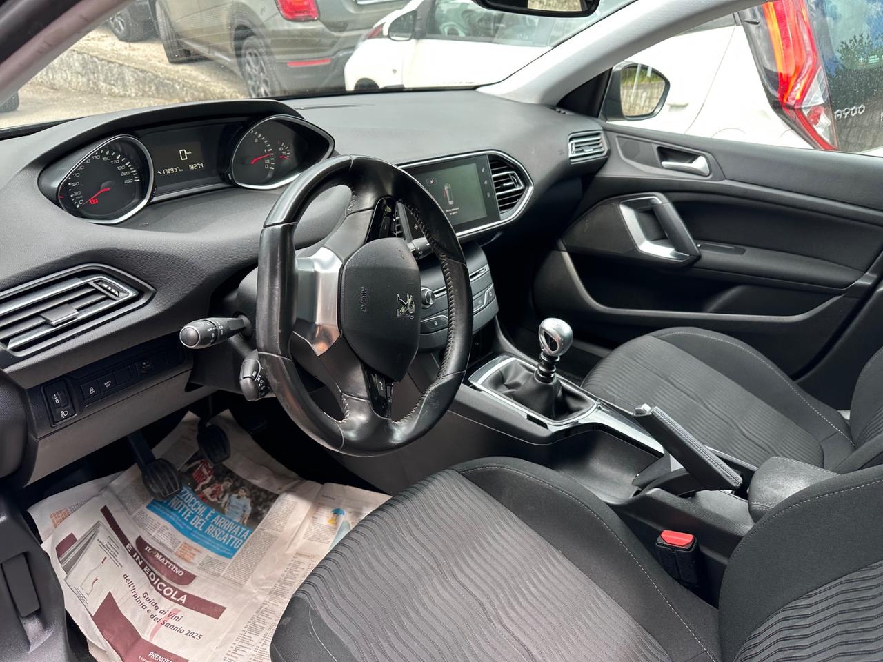 Peugeot 308 BlueHDi 120 S&S SW Business
