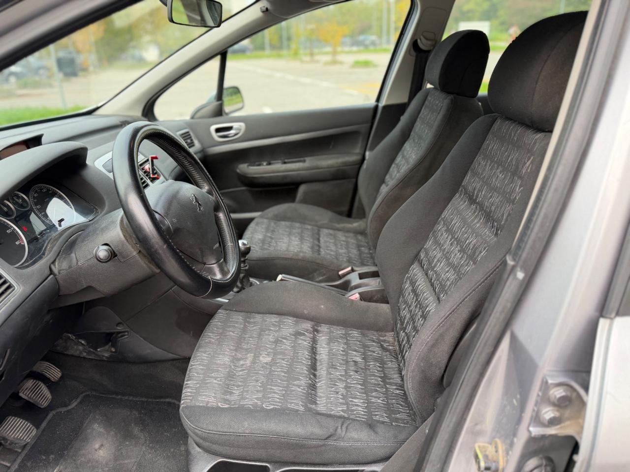 Peugeot 307 2.0 16V HDi FAP SW *Neopatentati*