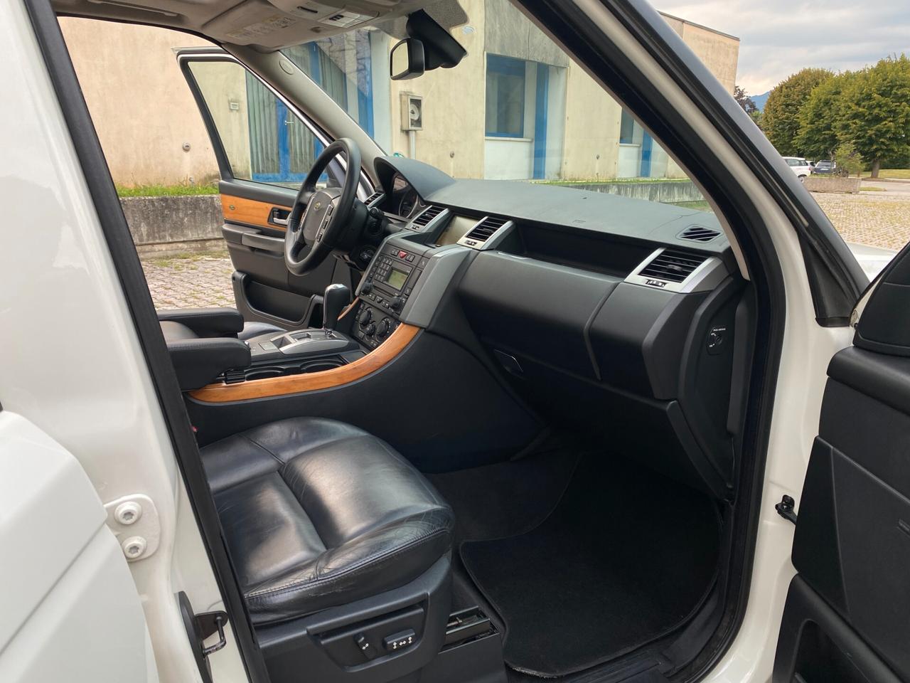 Range Rover Sport 2.7 TDV6 HSE Full Optional