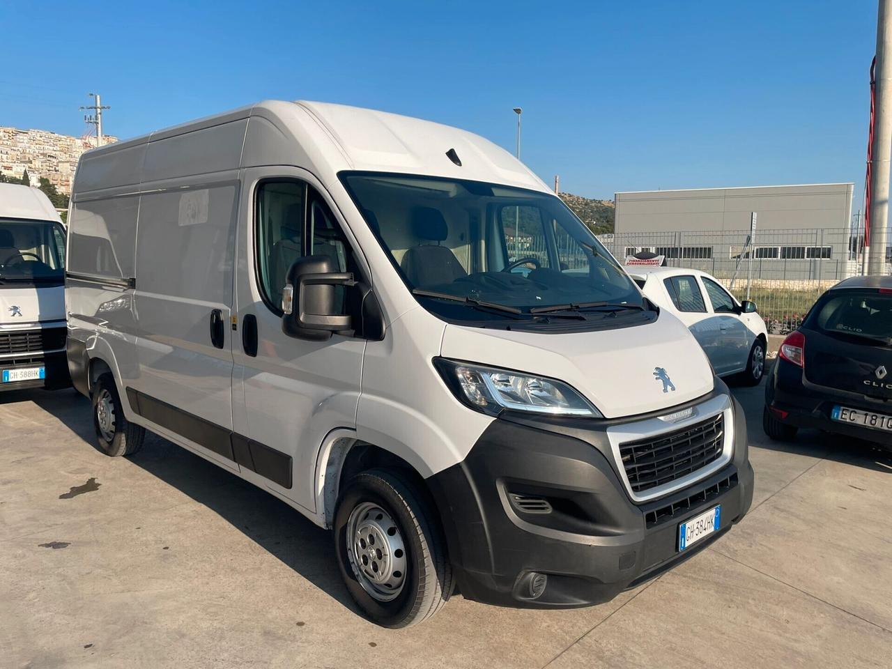 Peugeot Boxer 335 2.2 BlueHDi 140 l2 h2