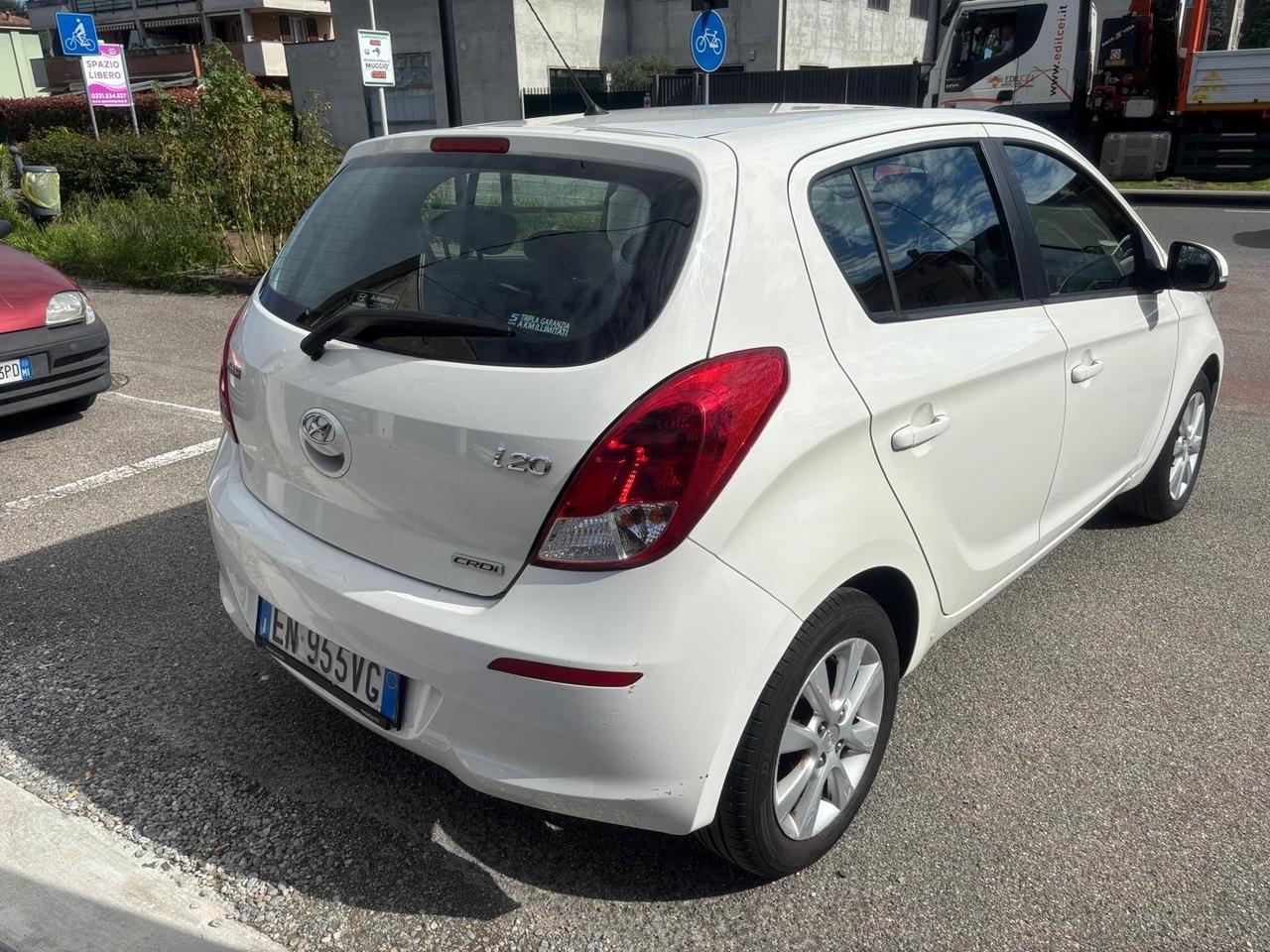 Hyundai i20 1.4 CRDi 5p. Classic