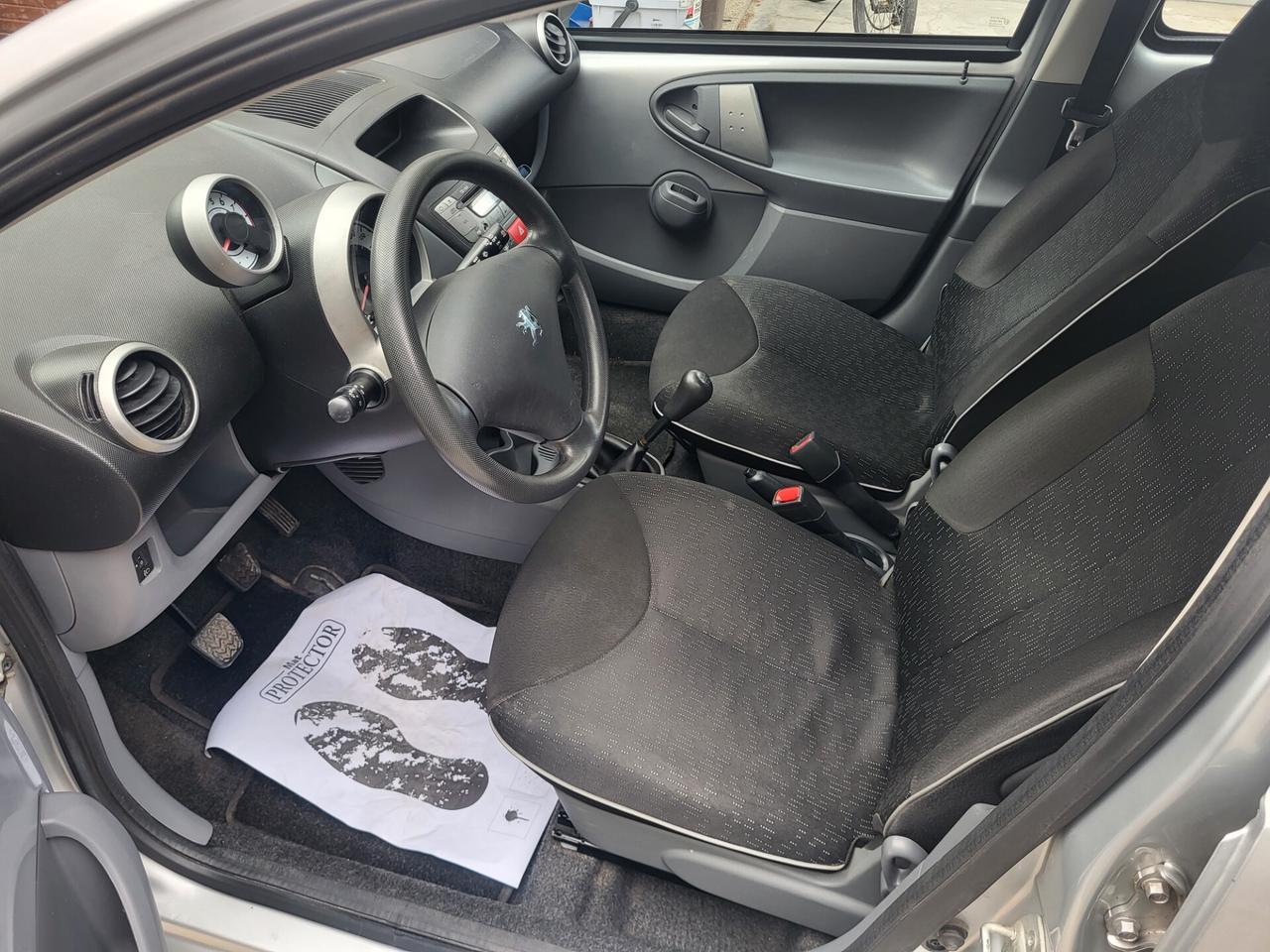 Peugeot 107 1.0 68CV 5p. Active