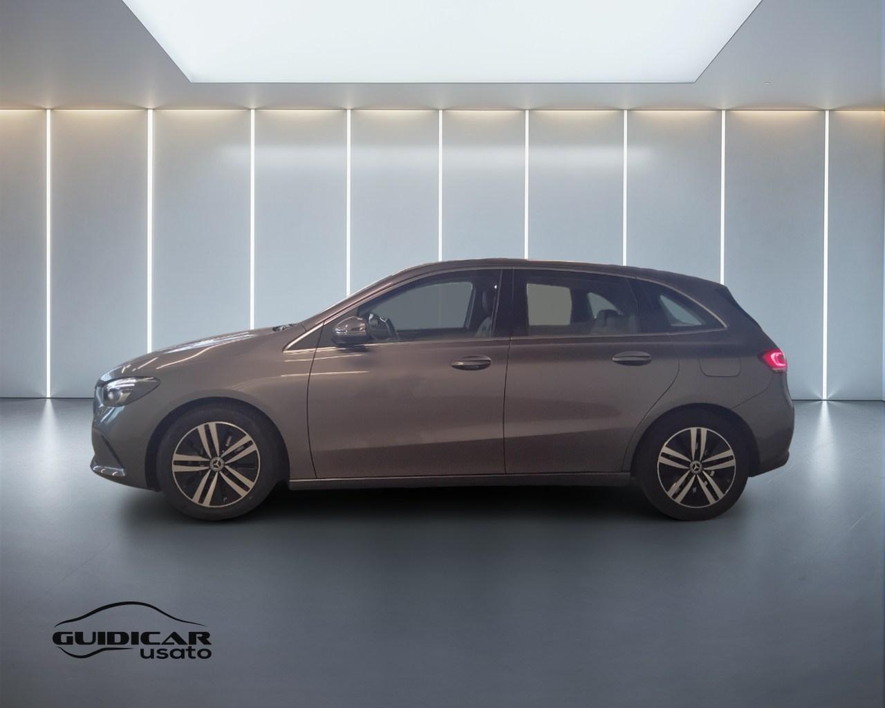 Mercedes-Benz Classe B - W247 2018 - B 200 d Sport Plus auto