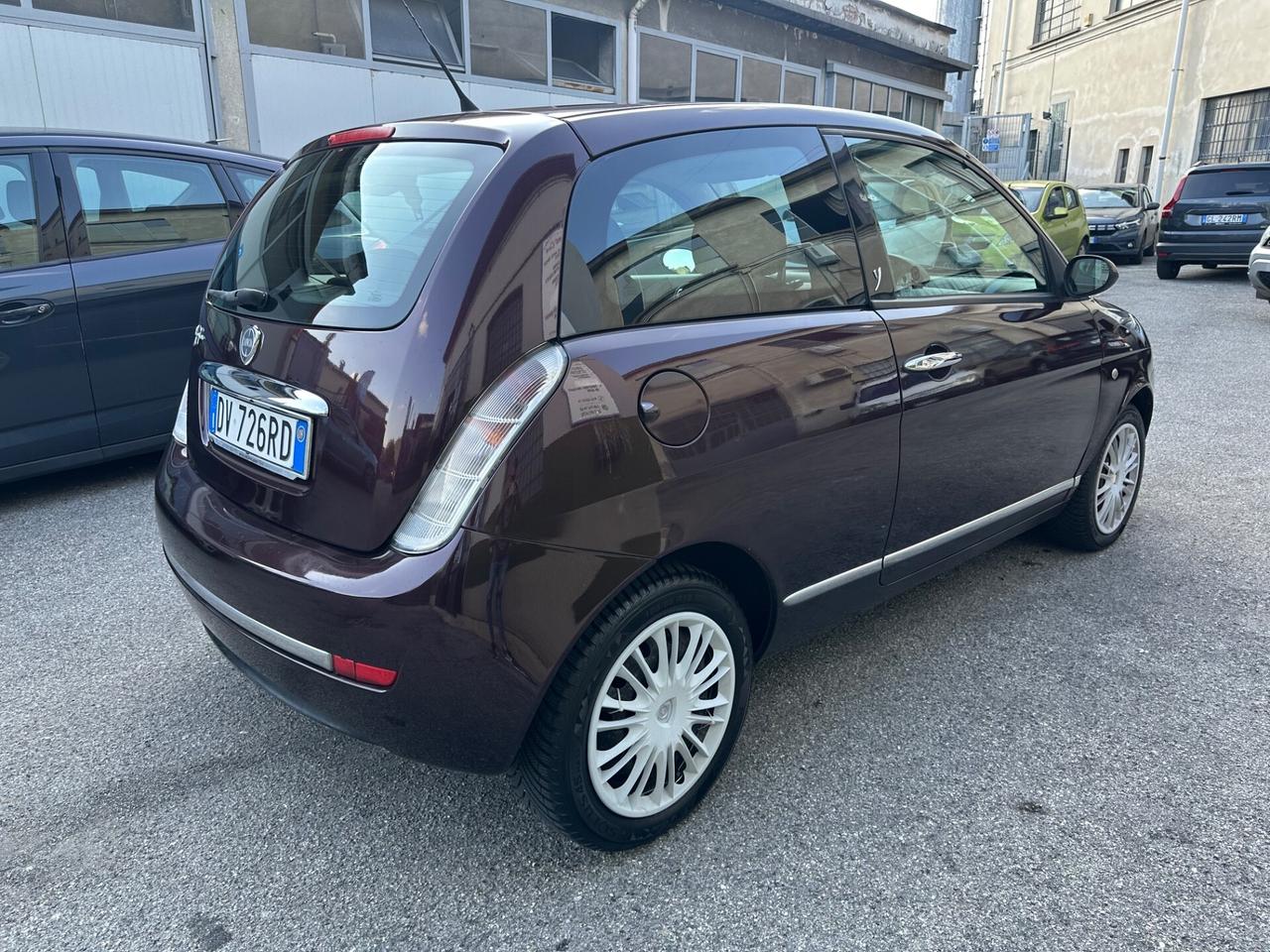 Lancia Ypsilon 1.2 BENZINA NEOPATENTATI - 2009
