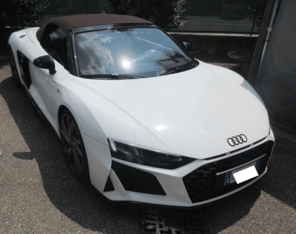 Audi R8 Spyder V10 RWD S tronic