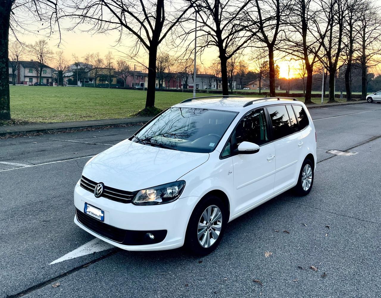 Volkswagen Touran 1.6 TDI Comfortline