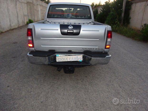 Nissan navara z 2.5 - 2005