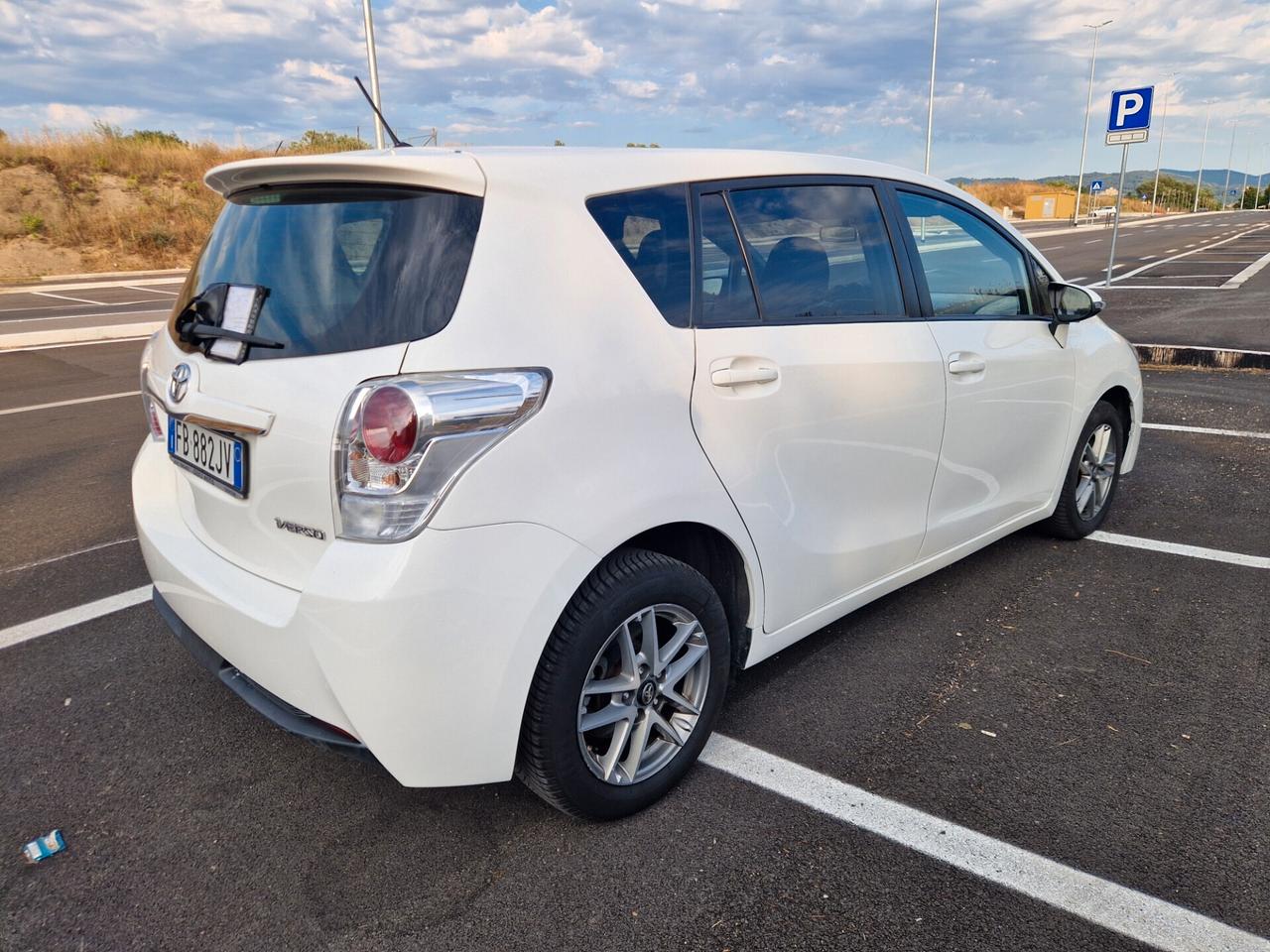 Toyota Verso 1.6d 111cv Meccanica ottima