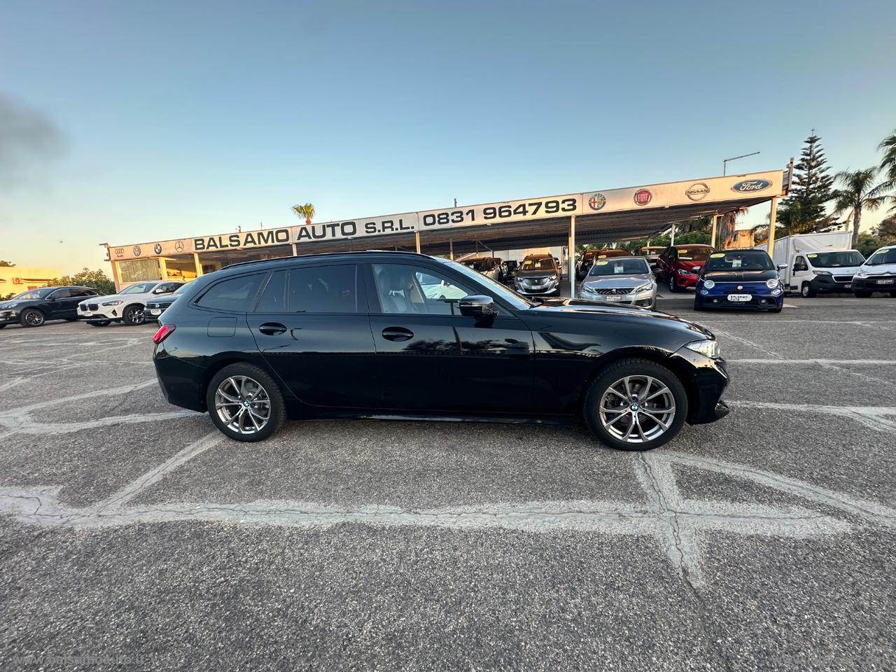 BMW 318d 48V Touring SPORT