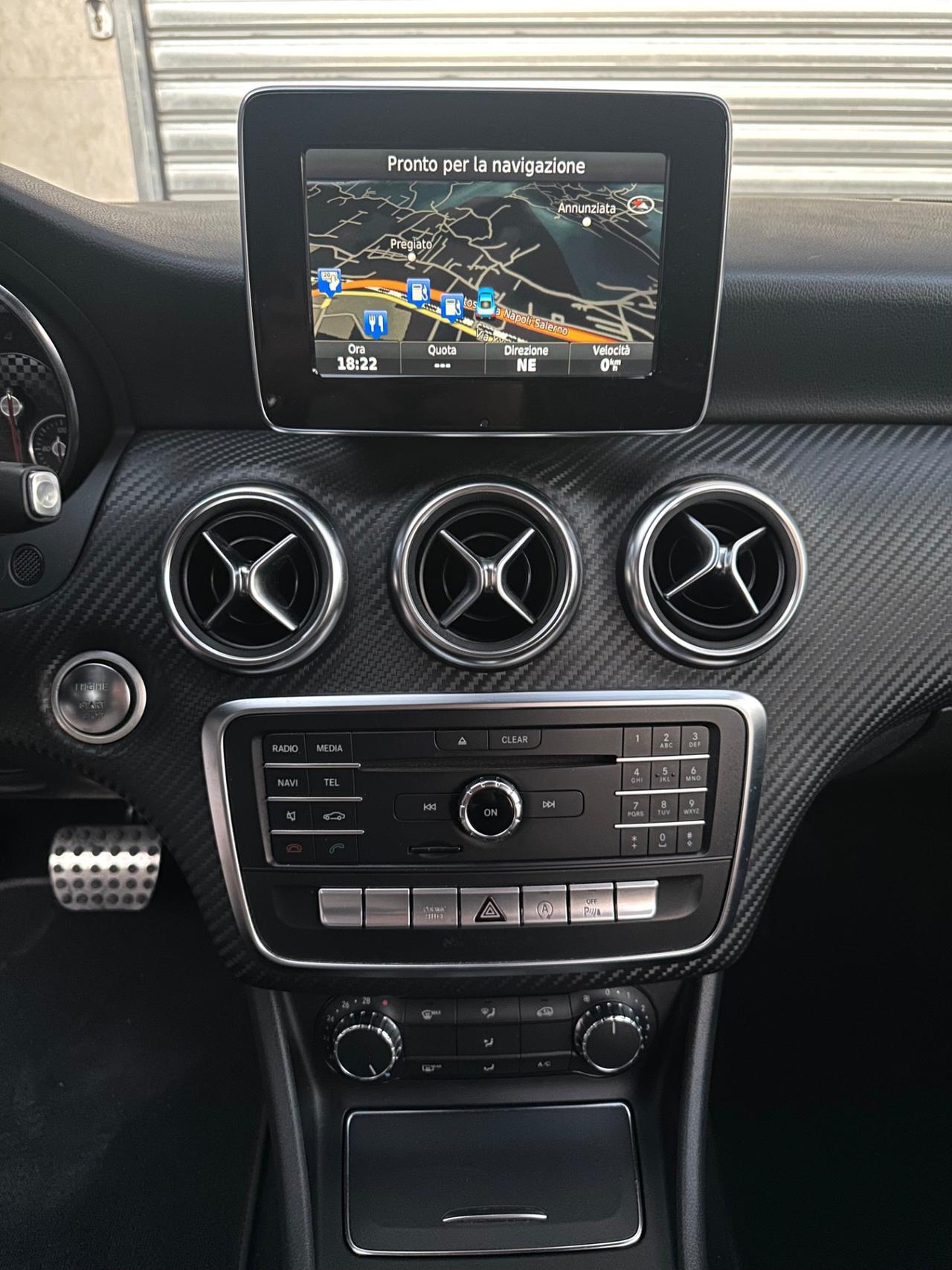 Mercedes-Benz A 200d Automatic Premium AMG