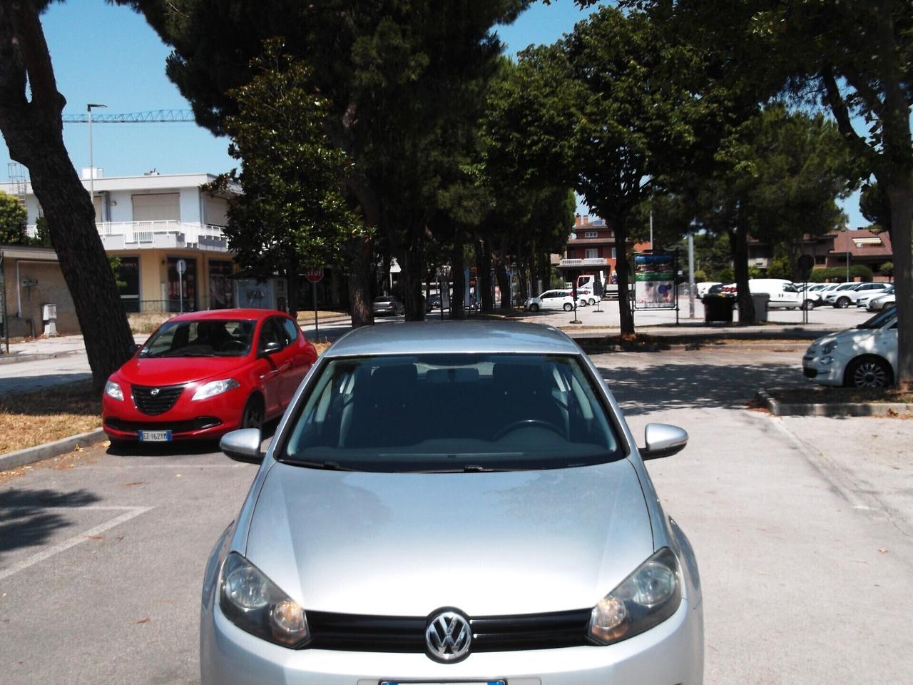 Volkswagen Golf 1.6 TDI Comfortline 2011