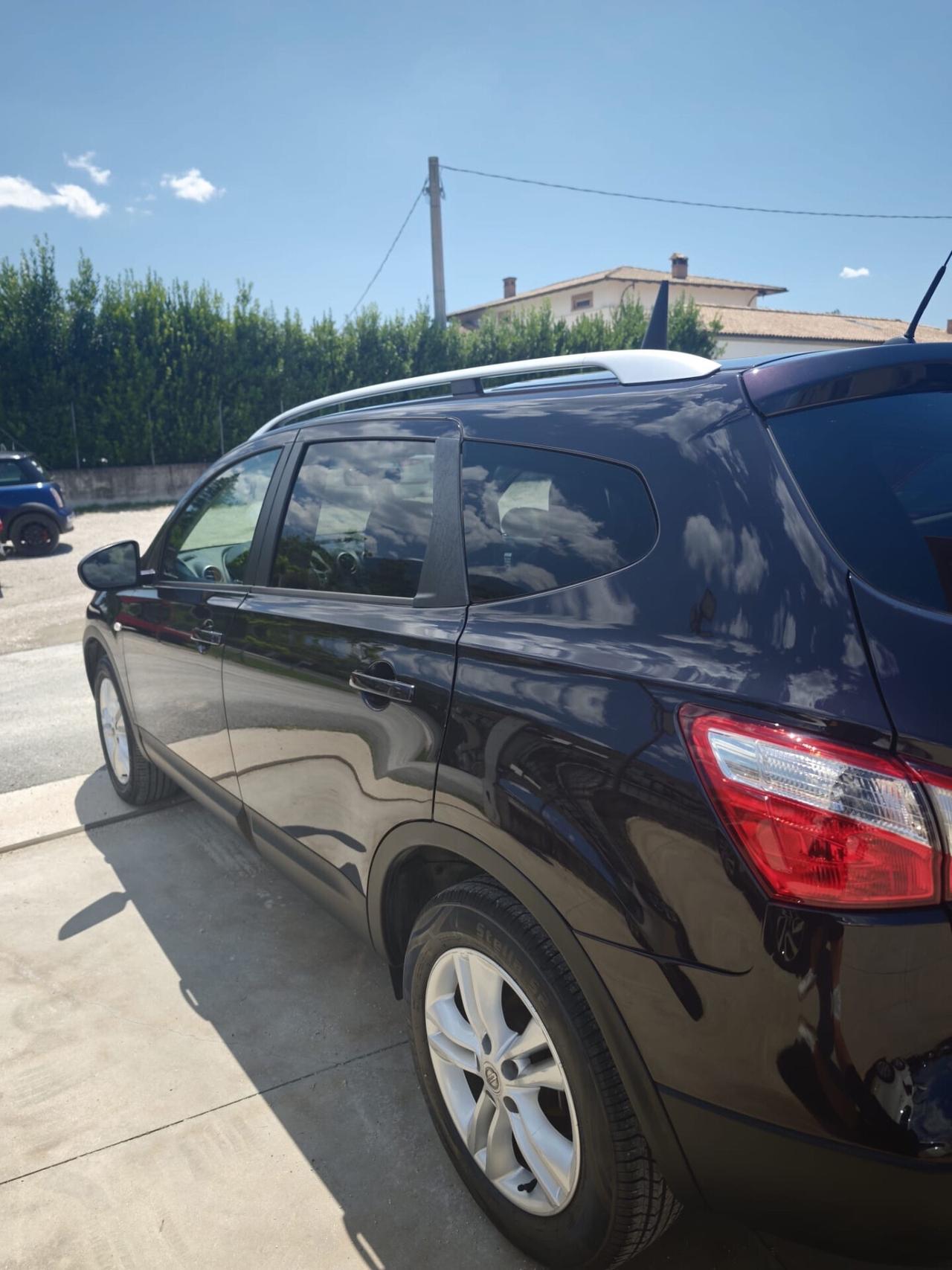 Nissan Qashqai Qashqai+2 2.0 dCi garantita 12 mesi tetto in vetro full