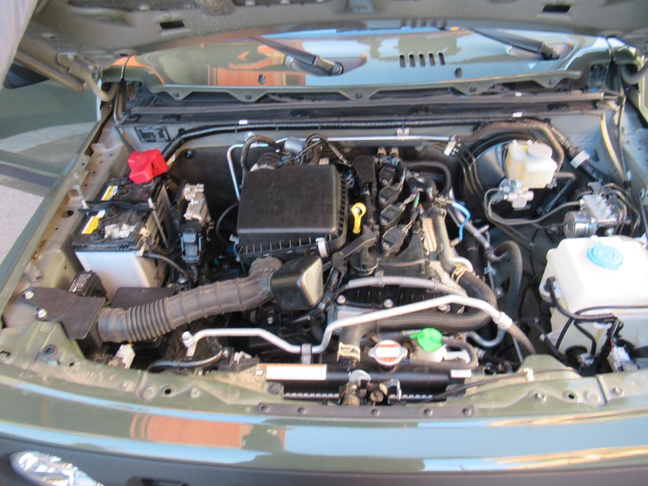 Suzuki Jimny 1.5 5MT Top