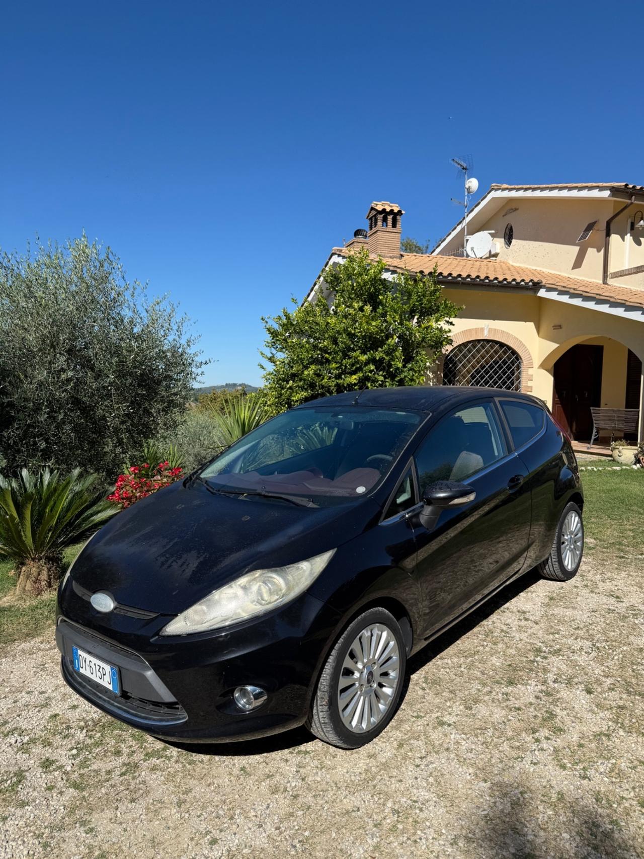 Ford Fiesta 1.4 3 porte Bz.- GPL Titanium