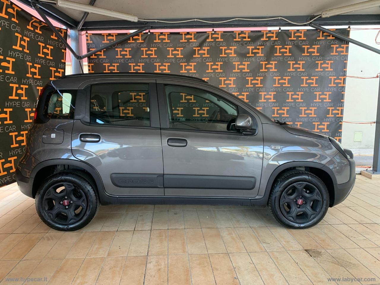 FIAT Panda 1.0 FireFly S&S Hybrid City Cross