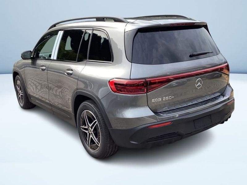 Mercedes-Benz EQB 250+ AMG Line Advanced