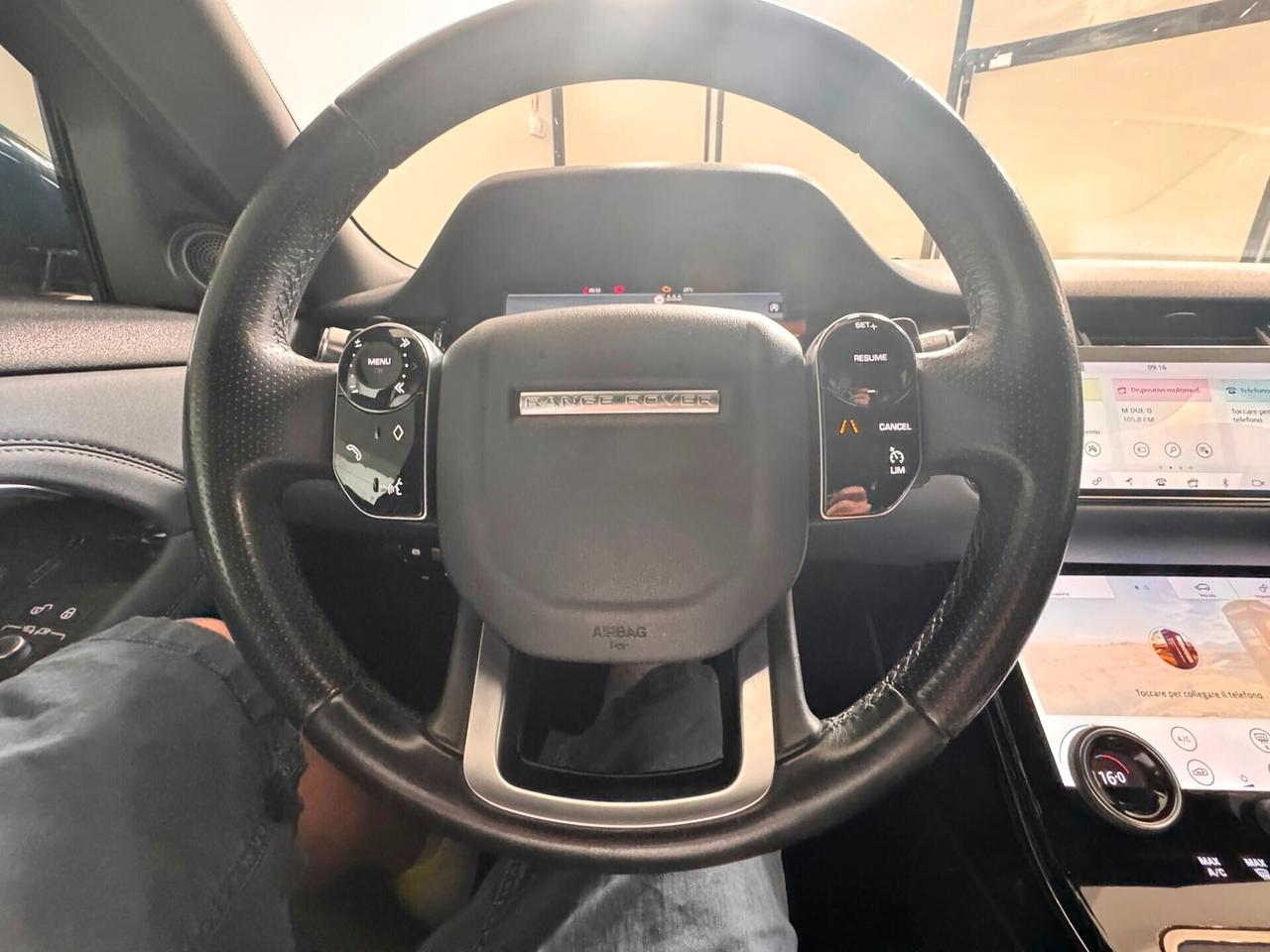 Land Rover Range Evoque 2.0d i4 mhev R-Dynamic SE