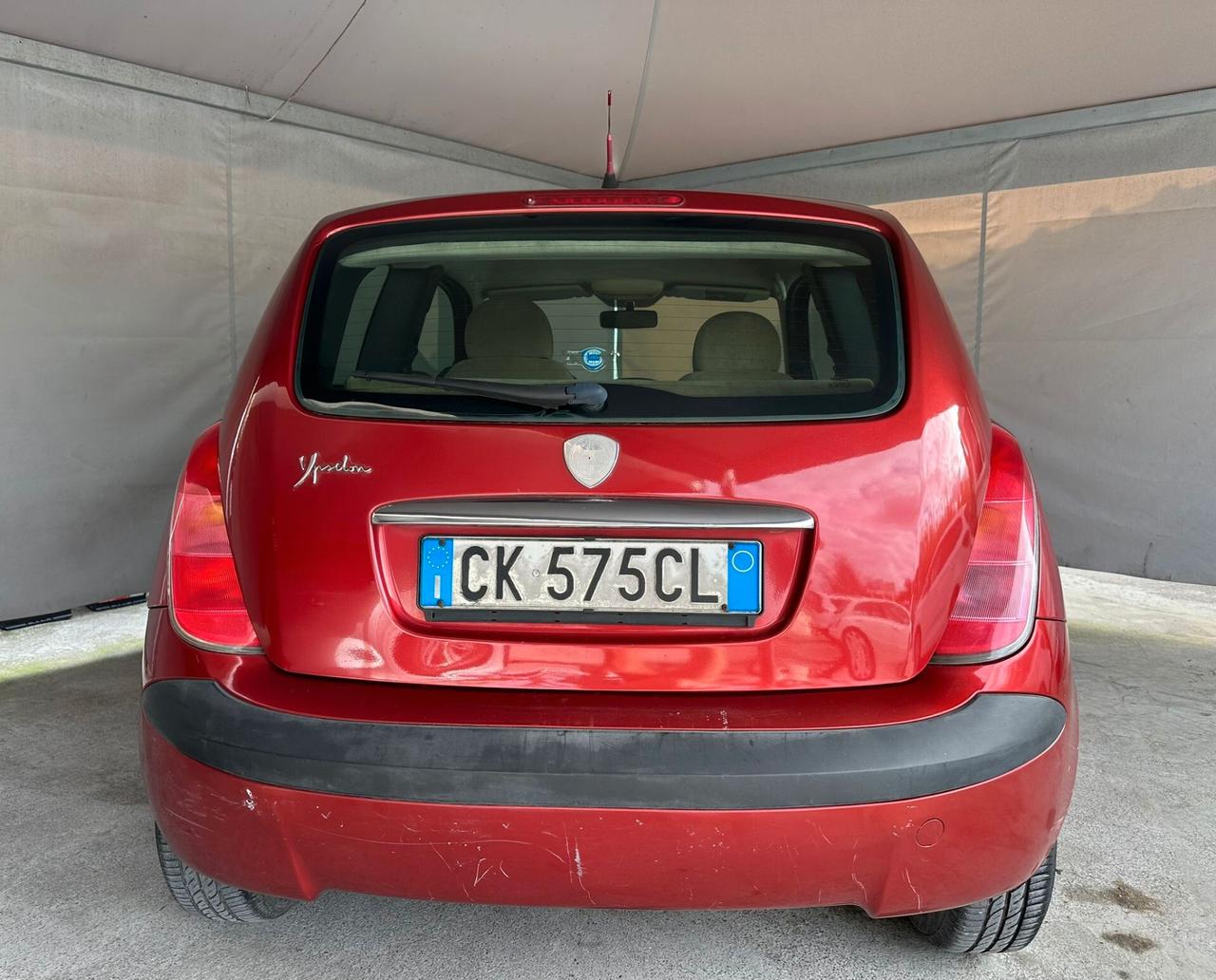 Lancia Ypsilon 1.2 16V Platino