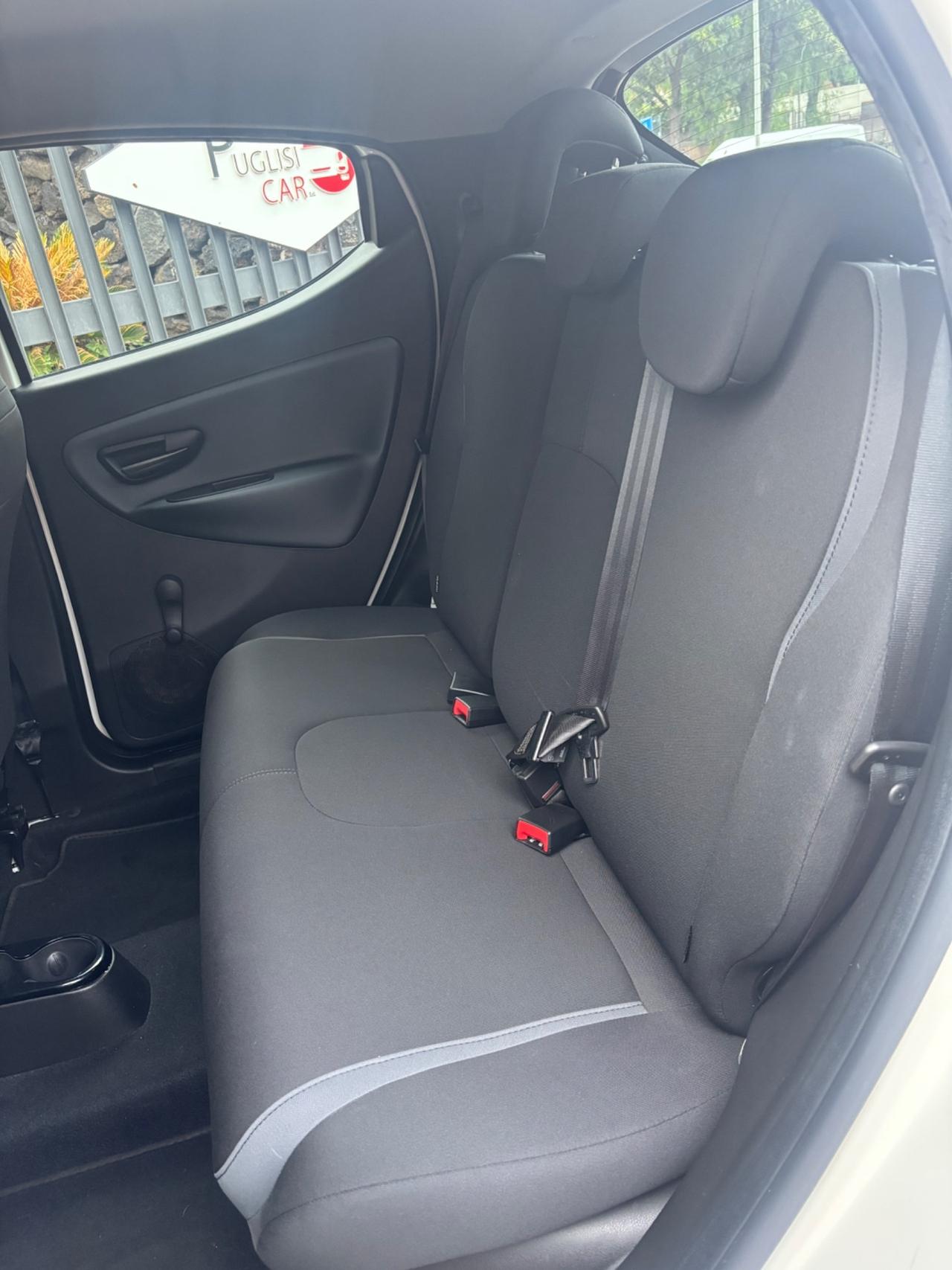 Lancia Ypsilon 1.3 MJT 16V 95 CV 5 porte S&S Silver