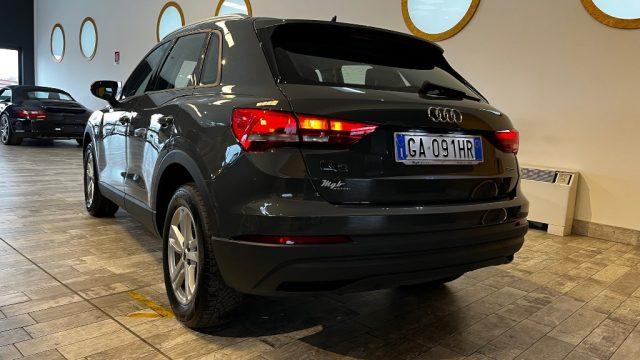 AUDI Q3 35 TDI quattro Business