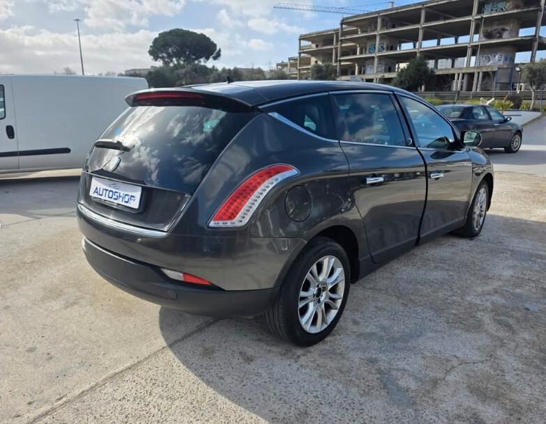 Lancia Delta 1.6 MJT DPF Oro