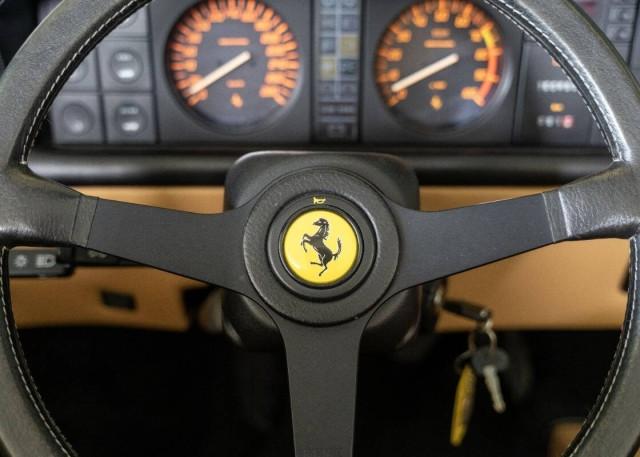Ferrari Mondial 3.2 cabriolet