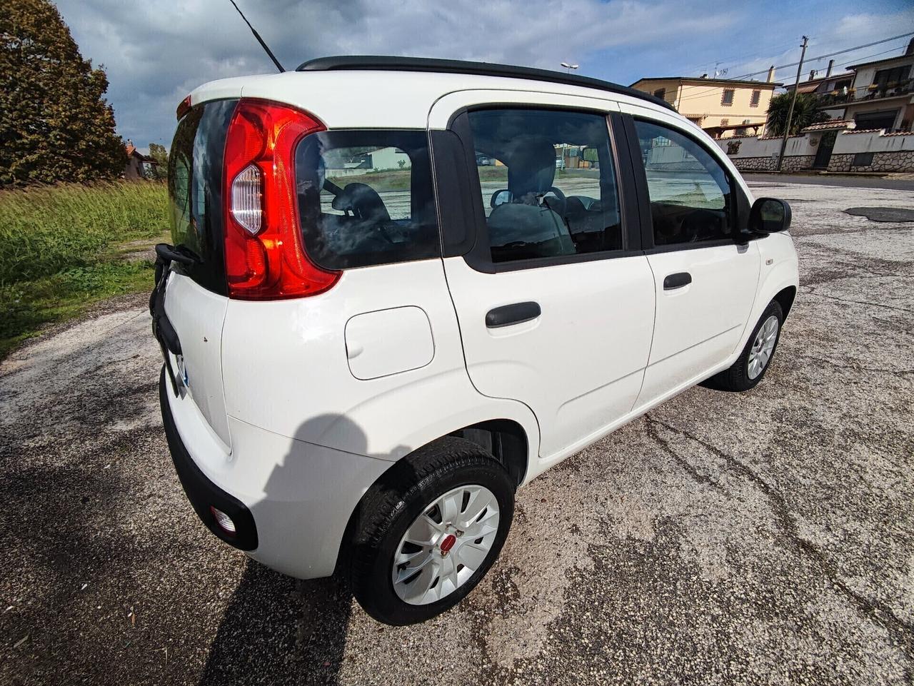 Fiat Panda 0.9 TwinAir Turbo Natural Power Lounge