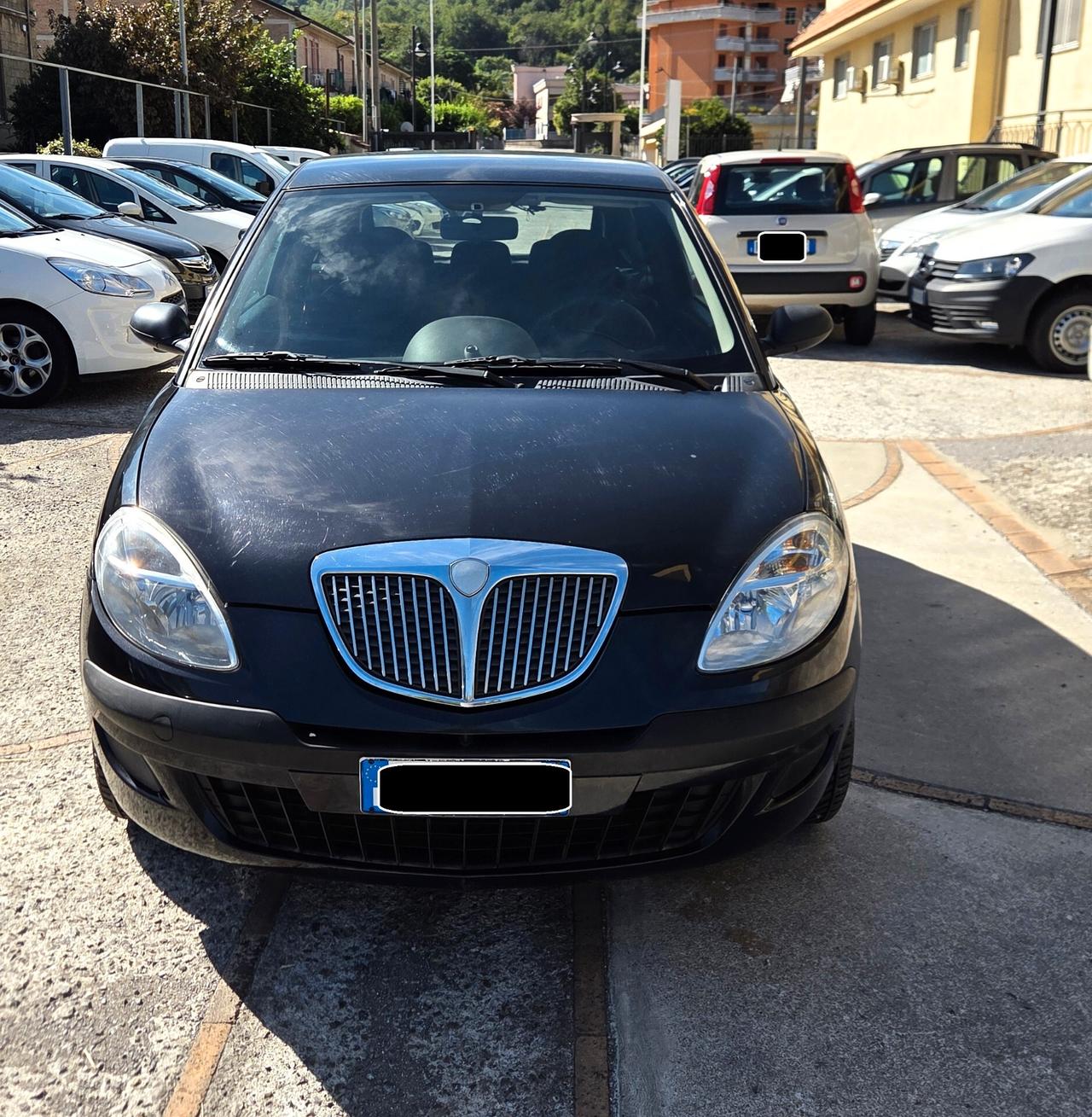 Lancia Ypsilon 1.2 Argento BEN TENUTA TAGLIANDATA