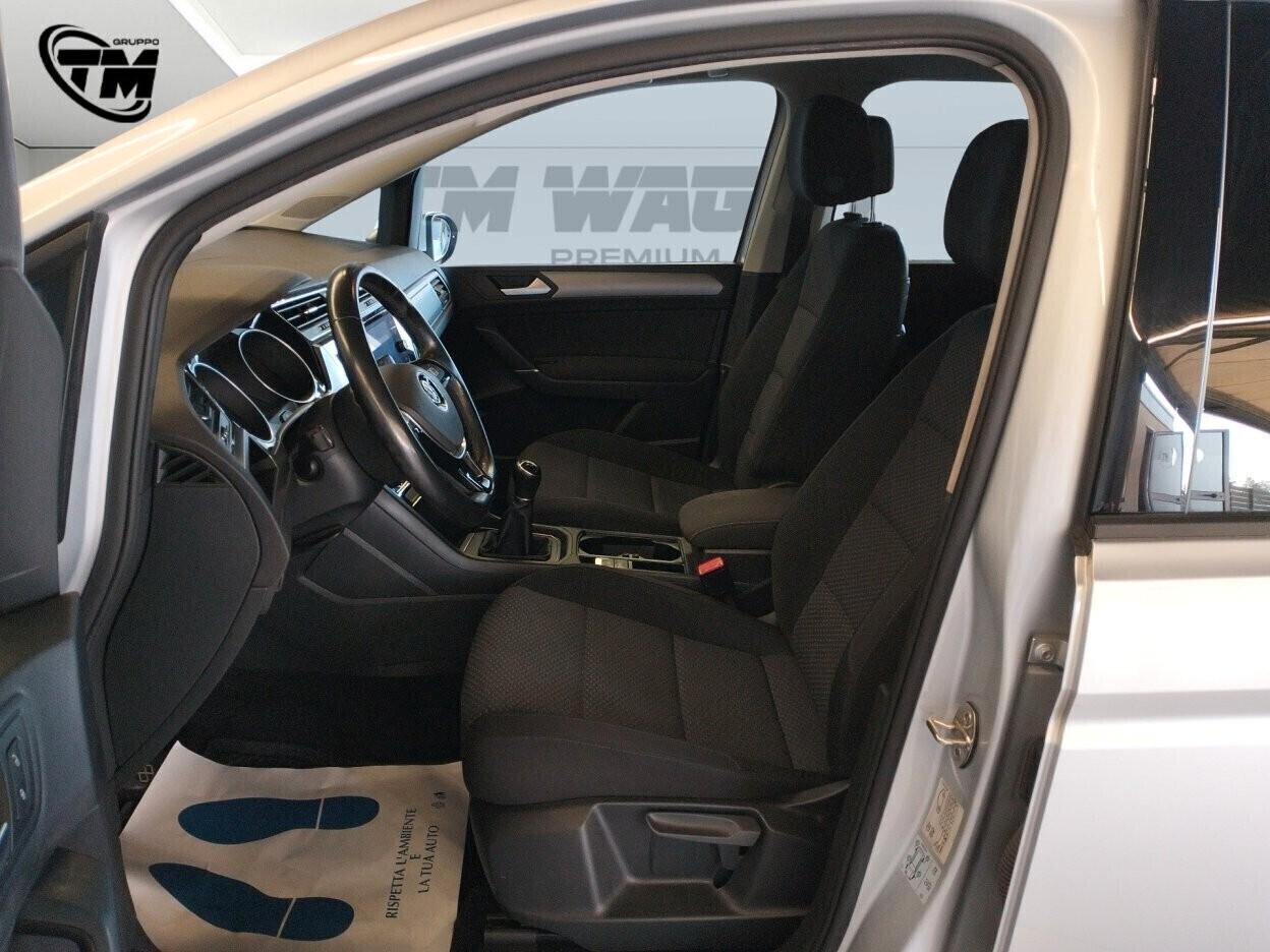 Volkswagen Touran 1.5 tsi Business